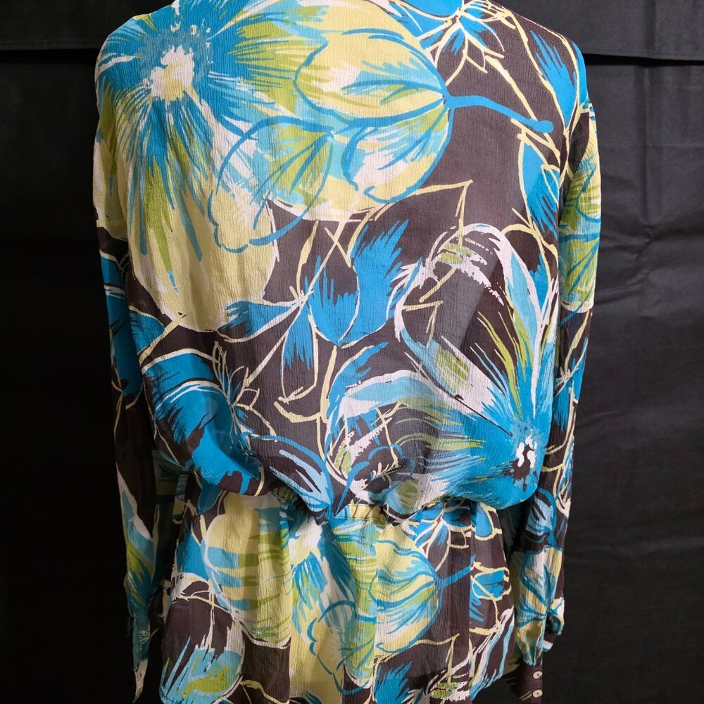 Chico’s 100% Silk Tropical Floral Button Front Blouse Size 3 (XL 12-14) - Picture 4 of 5